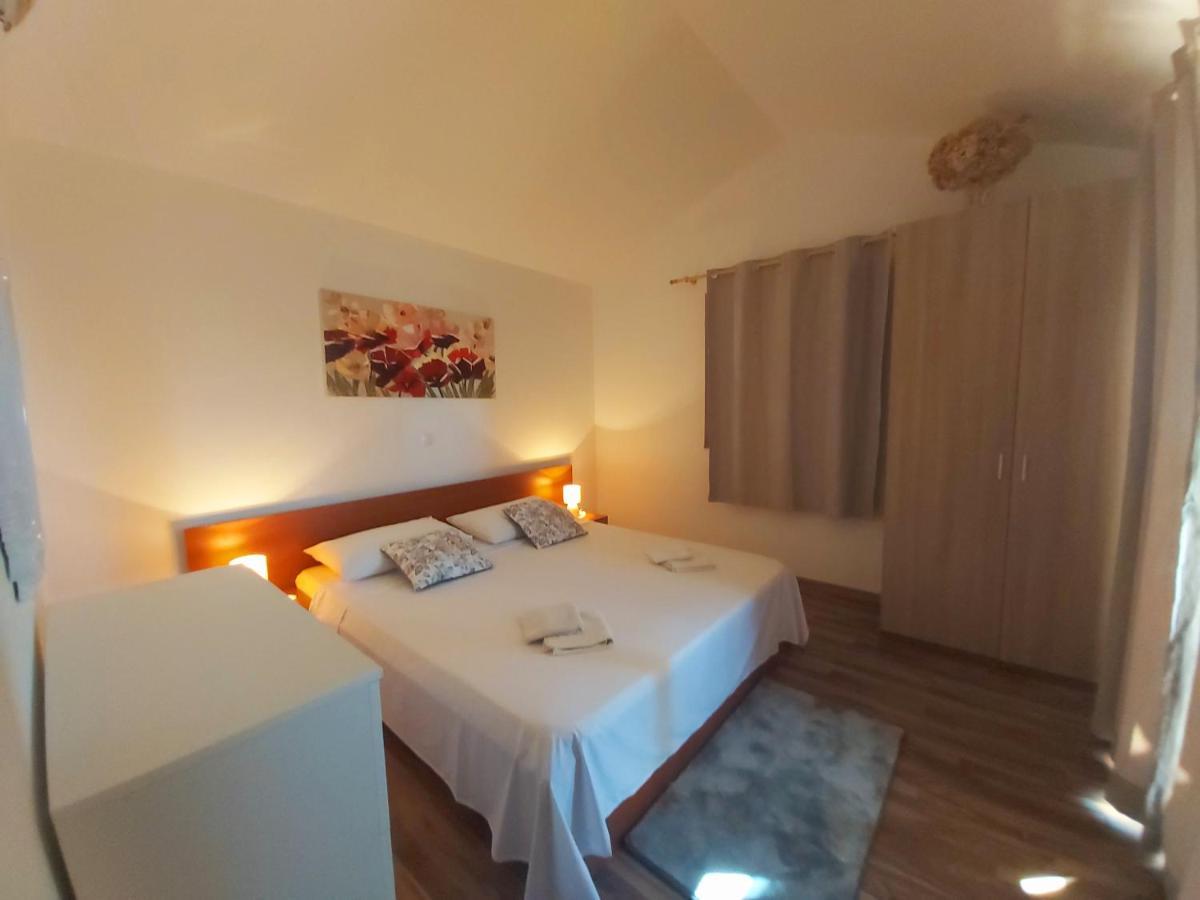 Apartments Ratka 扎顿 外观 照片